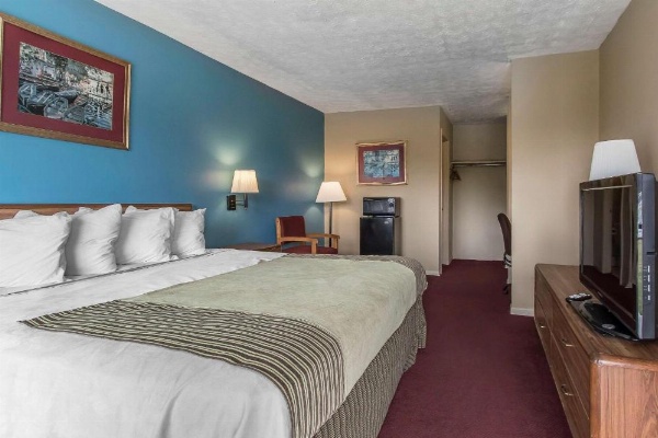 Rodeway Inn image 10