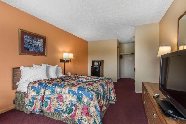 Rodeway Inn image 26